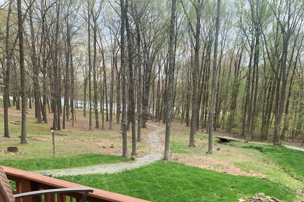 Photo of Outdoor in Benton