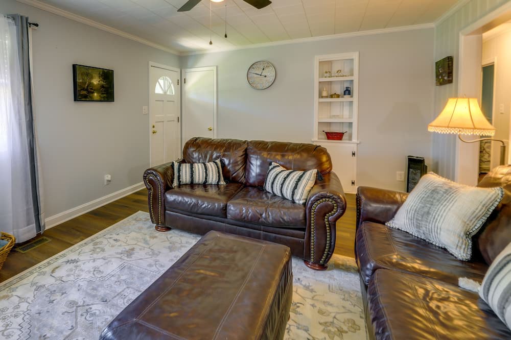 Photo of Livingroom in Arapahoe