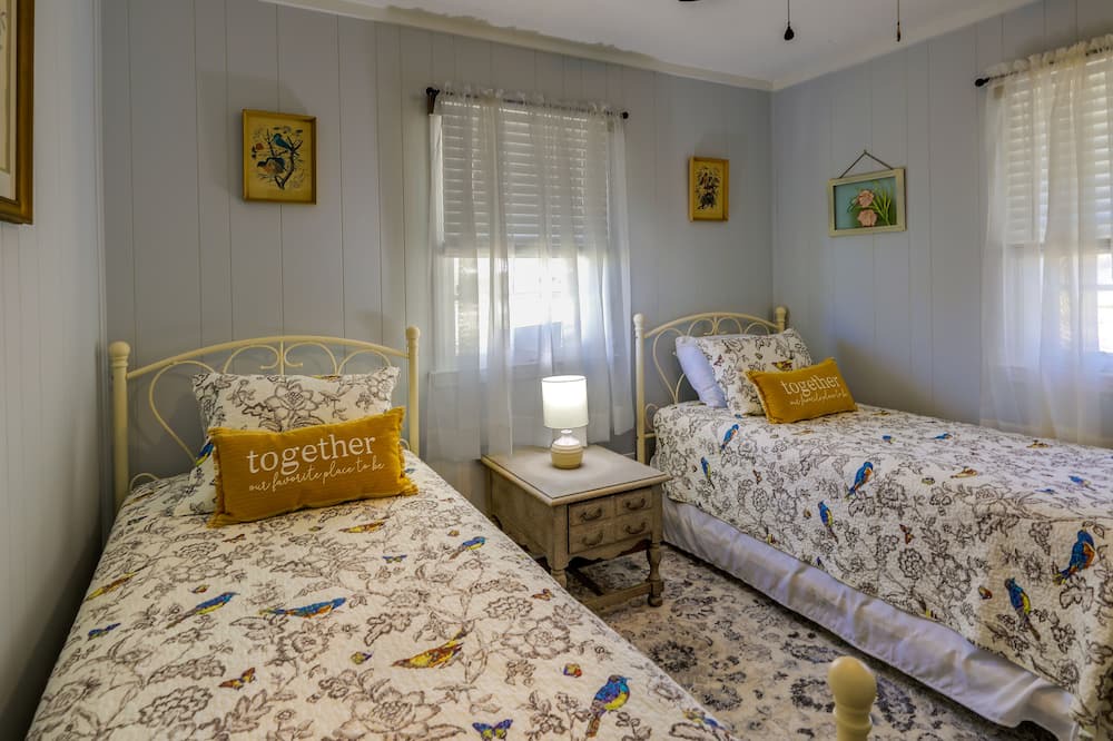 Photo of Bedroom in Arapahoe