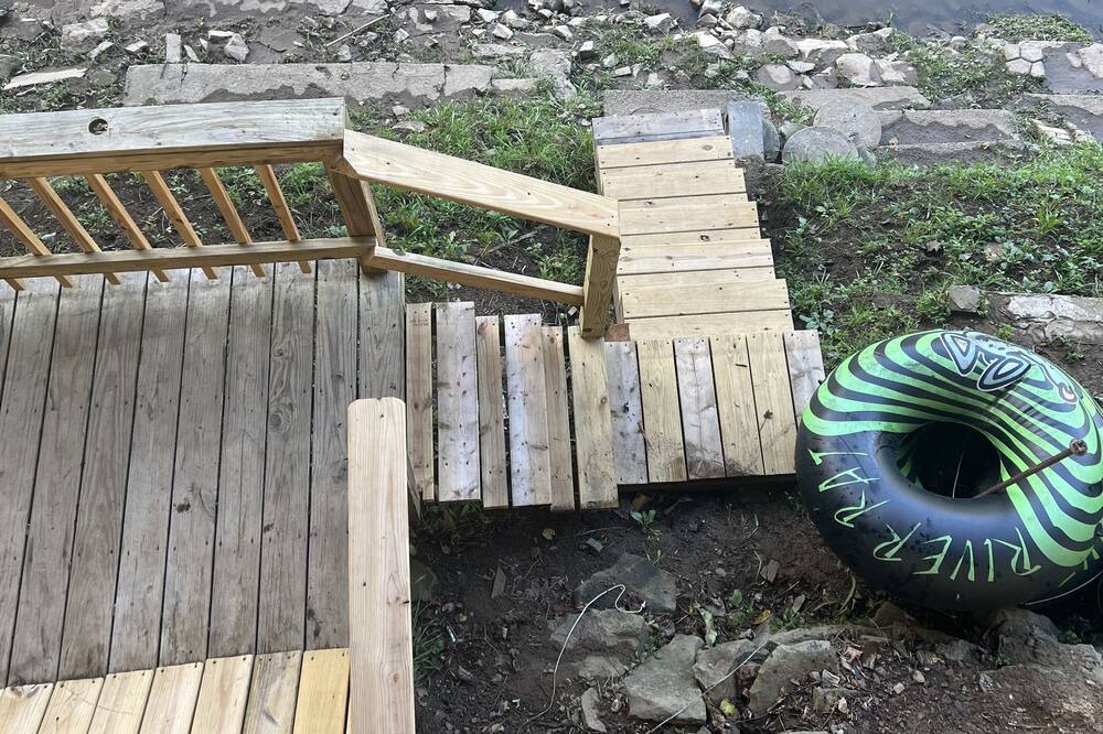 Photo of Outdoor in Hinton