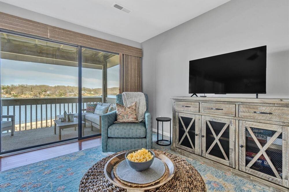 Photo of Livingroom in North Shore