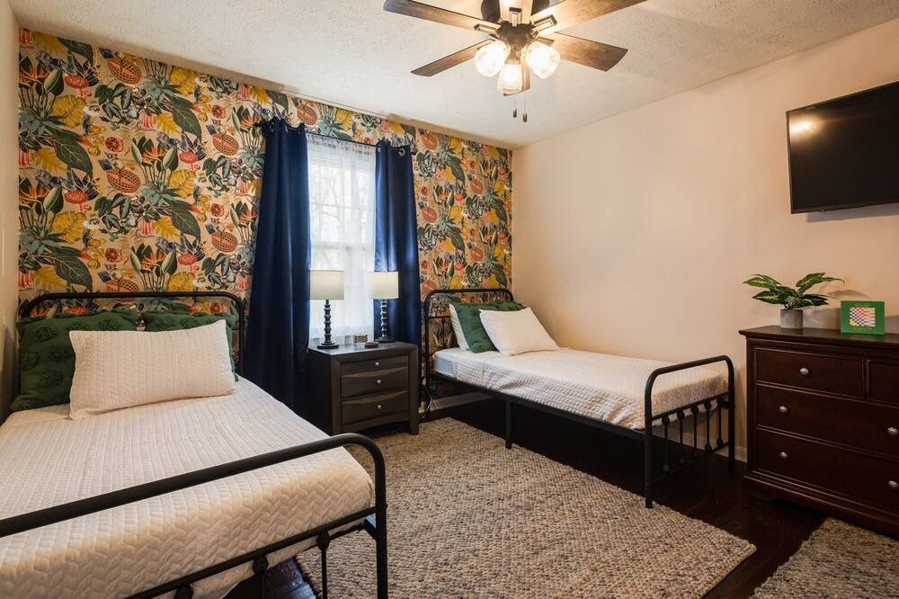 Photo of Bedroom in Jeffersontown