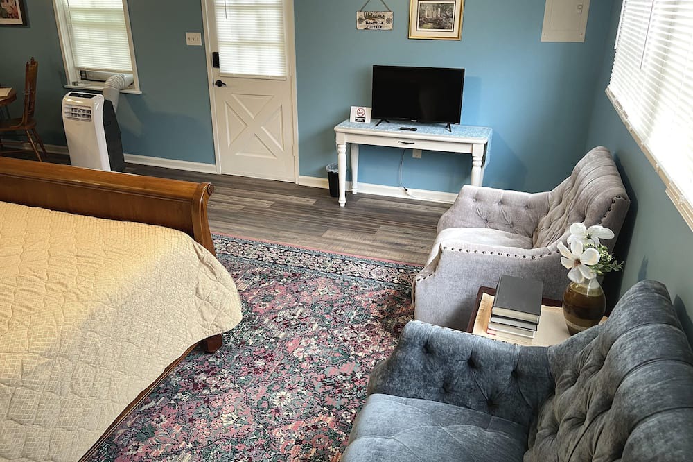 Photo of Bedroom in Thomson