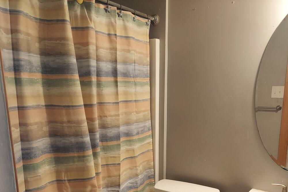 Photo of Bathroom in Mosby
