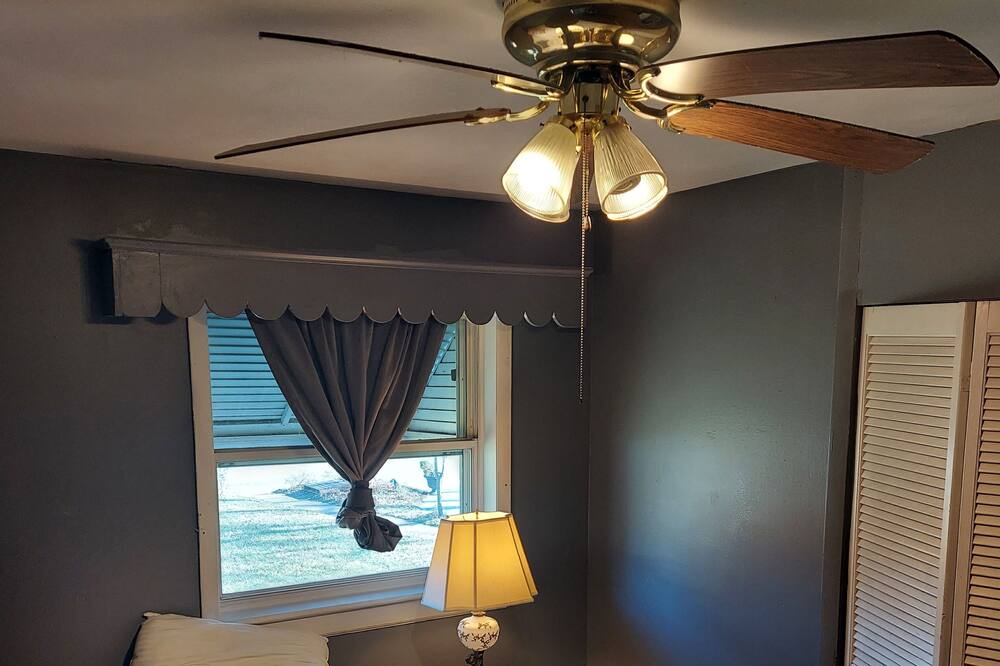 Photo of Bedroom in Mosby