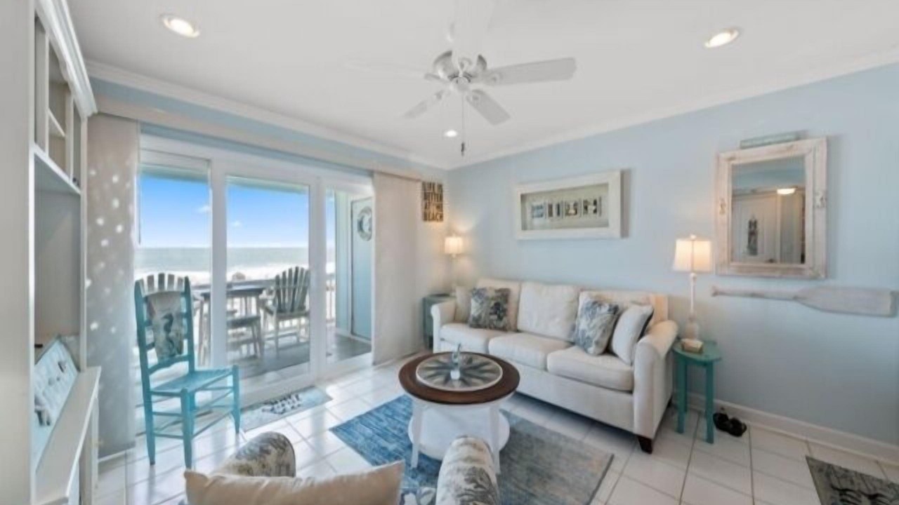 Photo of Livingroom in North Carolina Coast