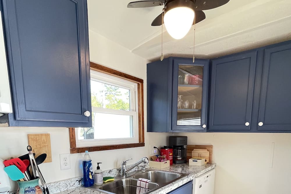 Photo of Kitchen in Travelers Rest