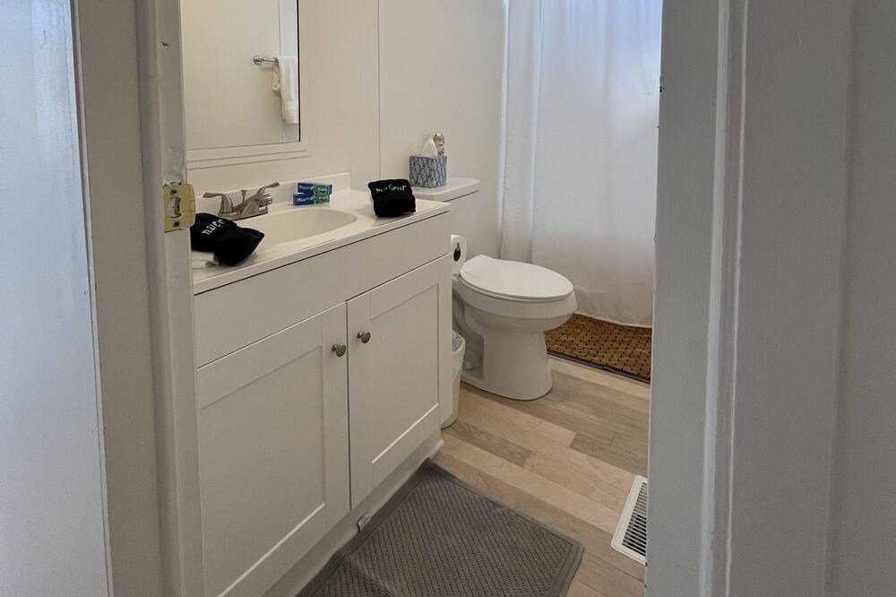 Photo of Bathroom in Travelers Rest