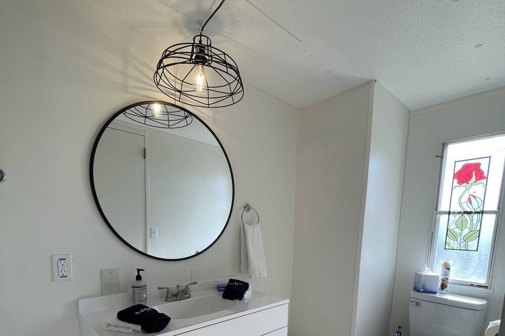 Photo of Bathroom in Travelers Rest