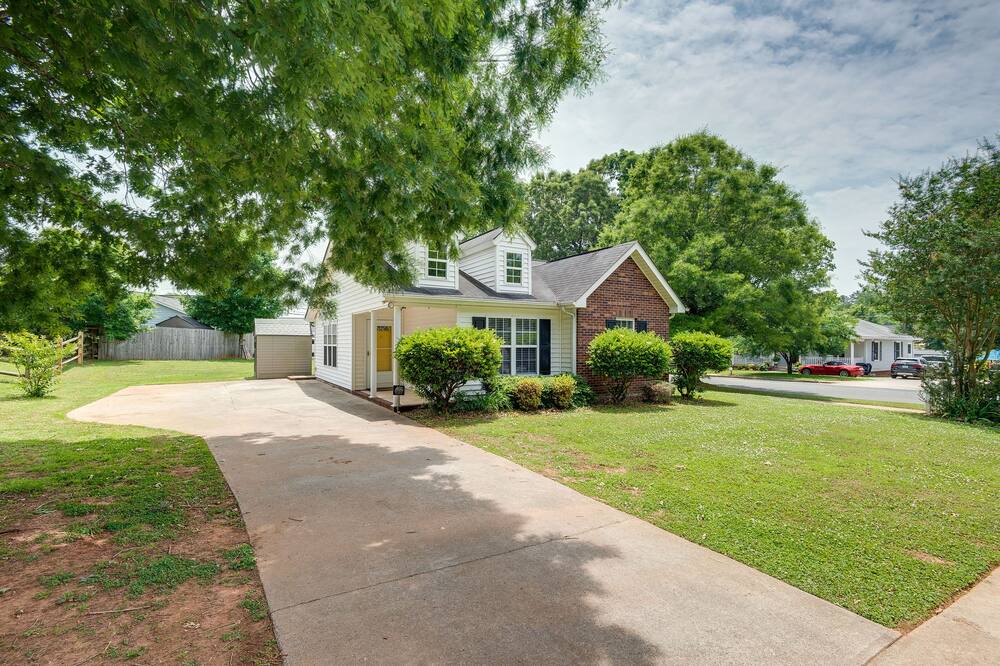 Photo of Outdoor in North Belmont