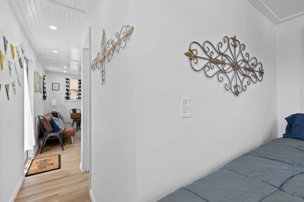 Photo of Bedroom in Lookout Valley Neighborhood Association