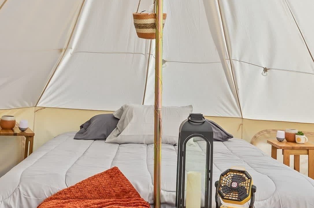 Photo of Bedroom in Lookout Valley Neighborhood Association