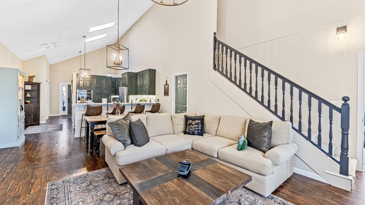 Photo of Livingroom in Lynn