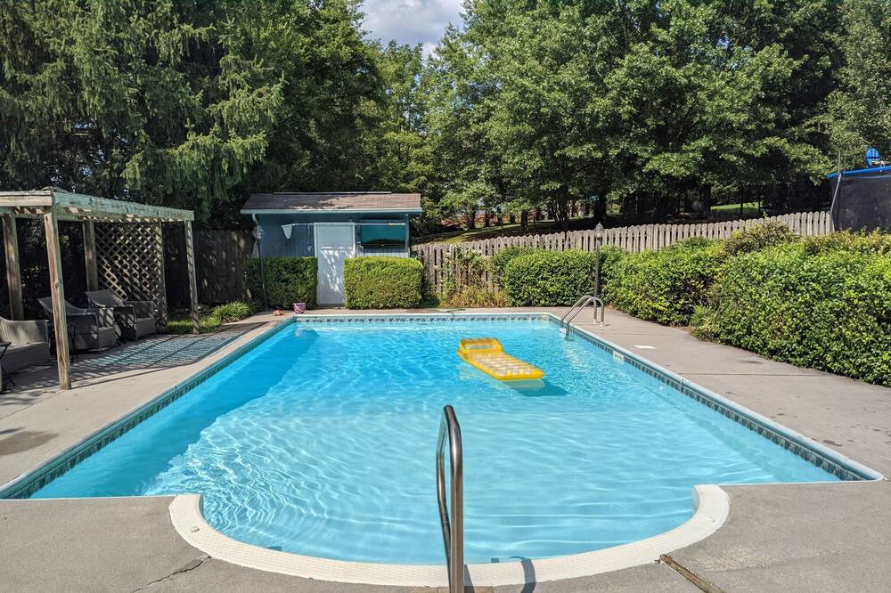 Photo of Outdoor in Maryville