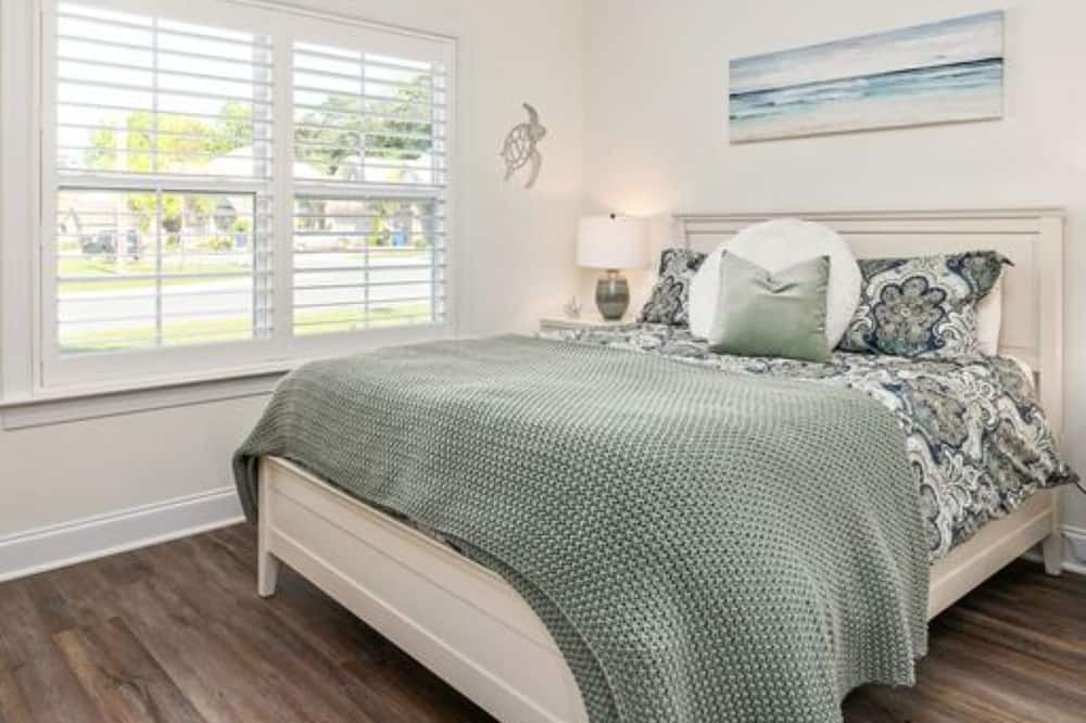 Photo of Bedroom in Gibsonville