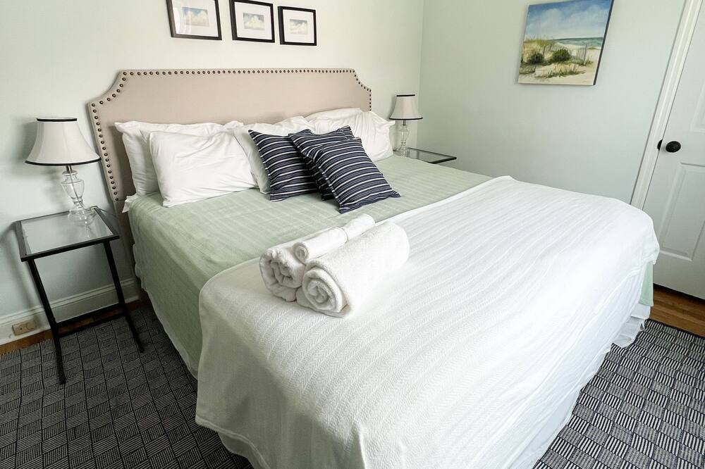 Photo of Bedroom in Morehead City