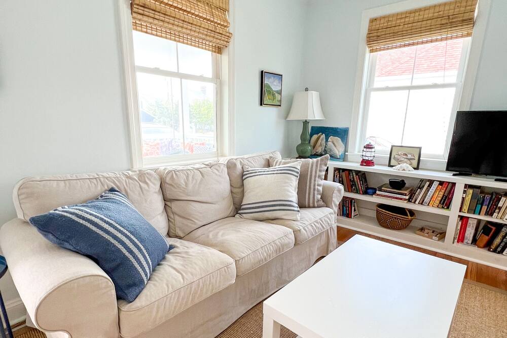 Photo of Livingroom in Morehead City