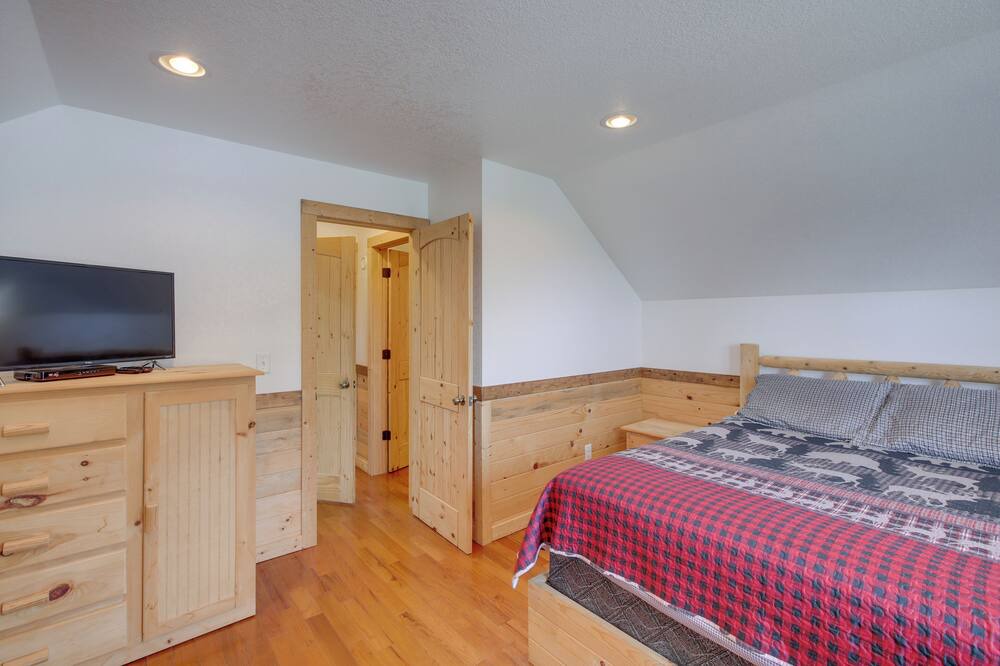 Photo of Bedroom in Bryant