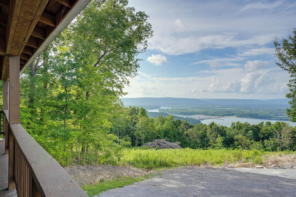 Photo of Outdoor in Bryant