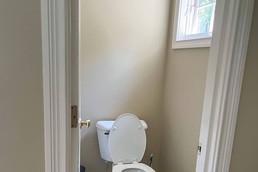 Photo of Bathroom in Prospect