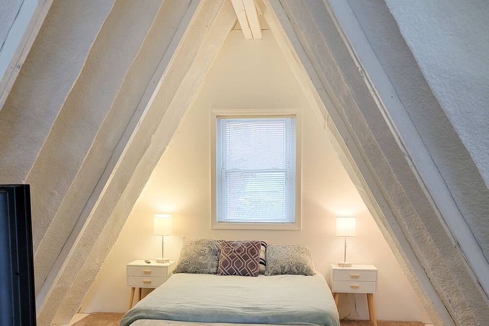 Photo of Bedroom in Goodview