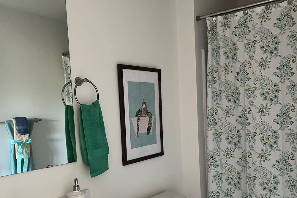 Photo of Bathroom in Salvo