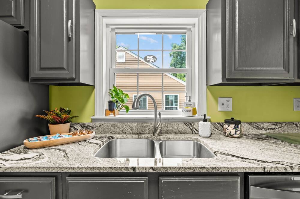 Photo of Kitchen in Old Irving Park