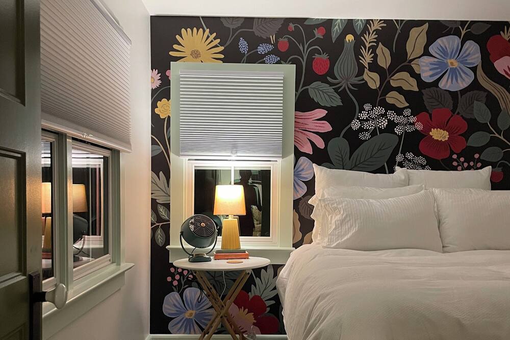 Photo of Bedroom in Charles City