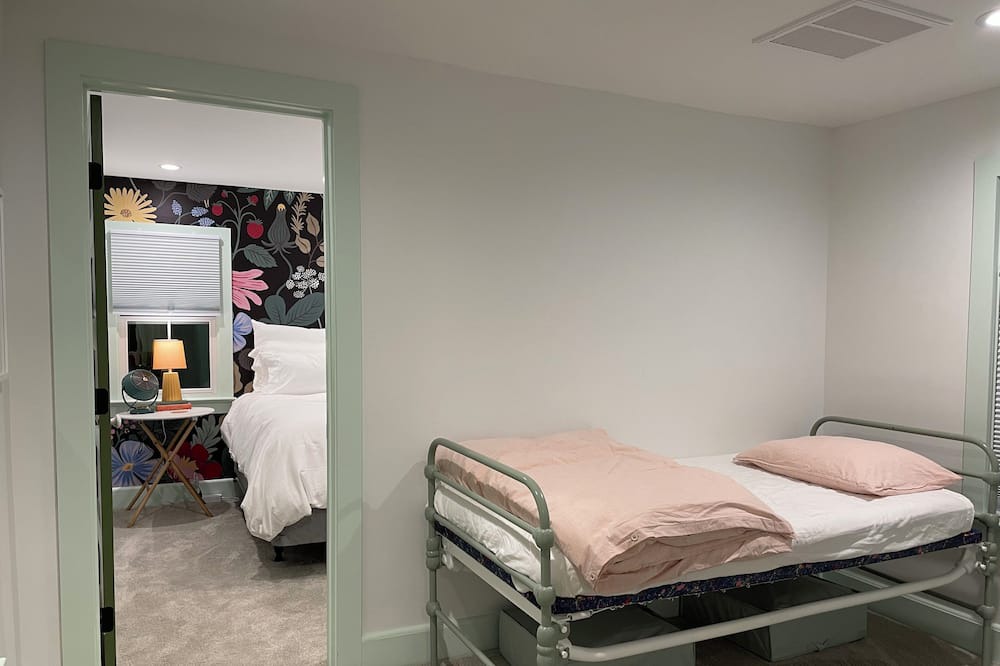 Photo of Bedroom in Charles City