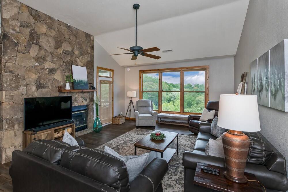 Photo of Livingroom in Mountain Air