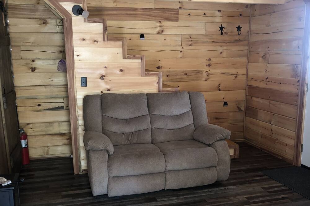 Photo of Livingroom in Jamestown
