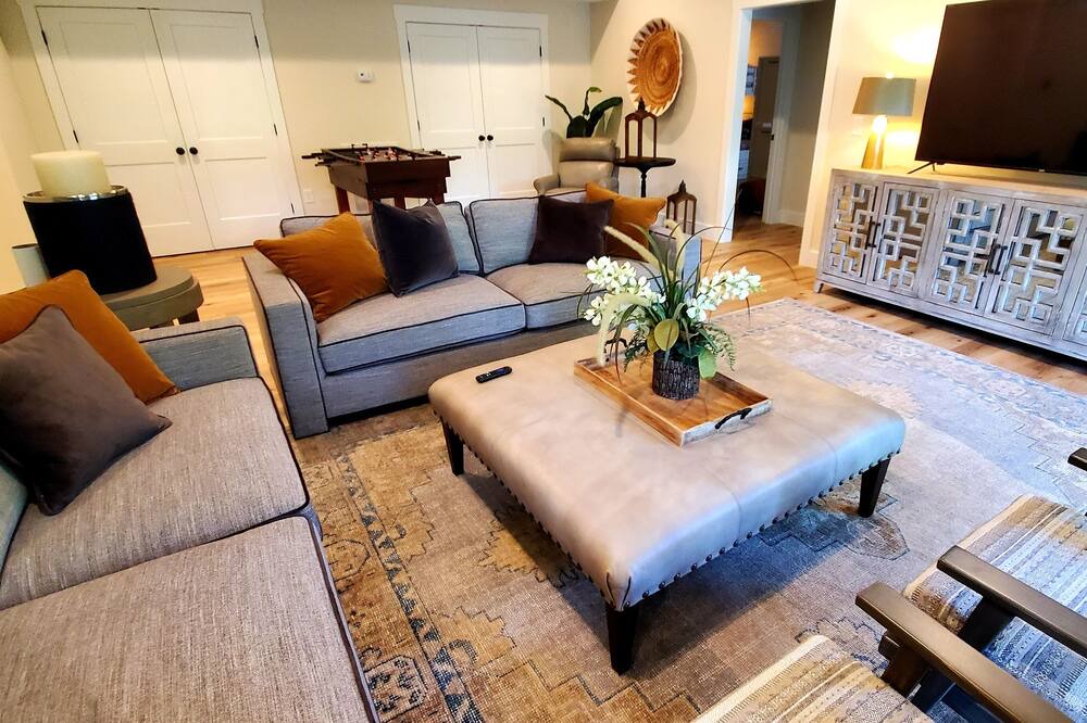 Photo of Livingroom in Greer