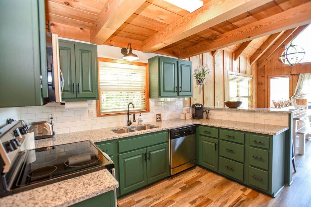 Photo of Kitchen in Flat Hollow Marina