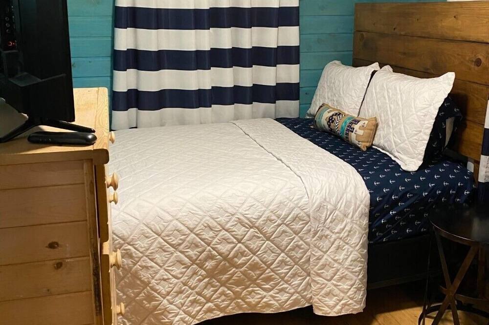 Photo of Bedroom in Sloans Valley