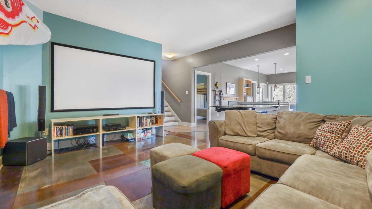 Photo of Livingroom in La Follette