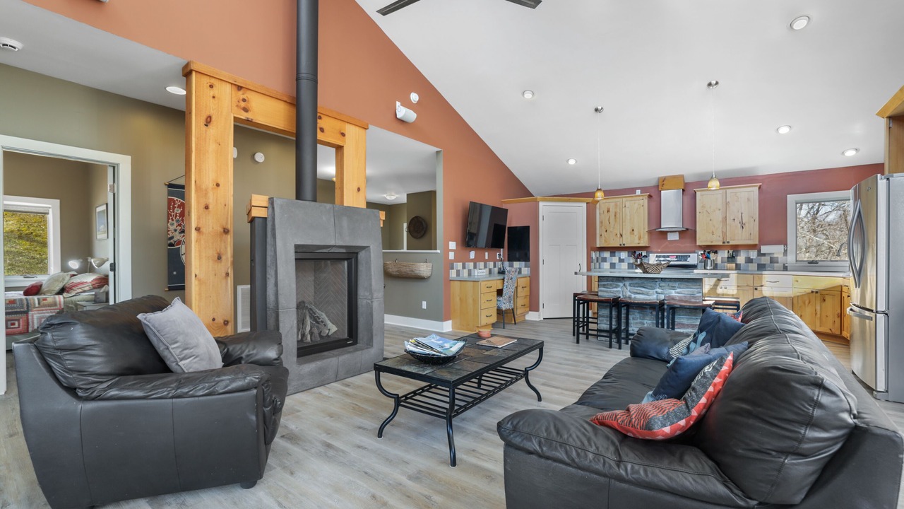 Photo of Livingroom in La Follette