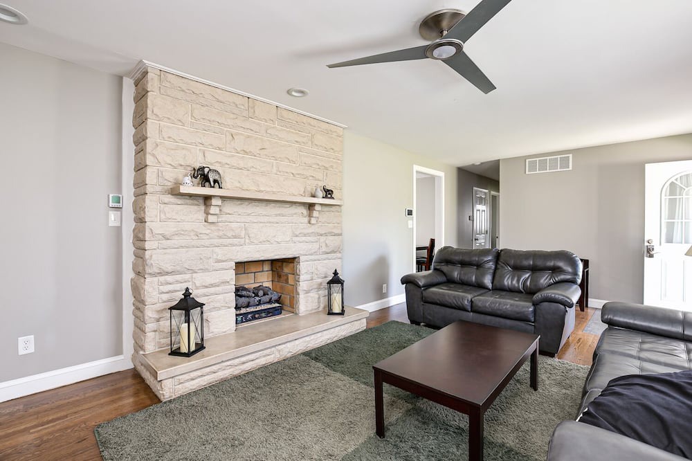 Photo of Livingroom in Winchester