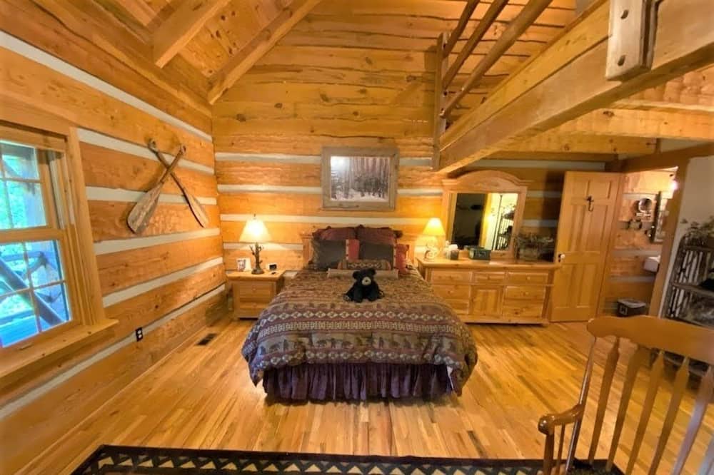 Photo of Bedroom in Tellico Village