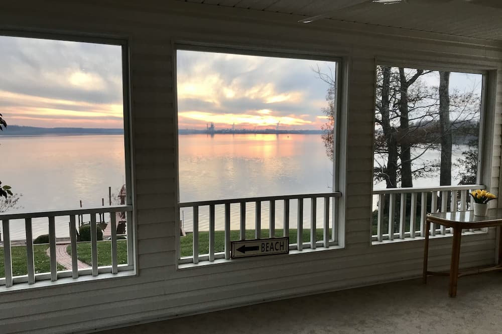 Photo of Outdoor in Charles City