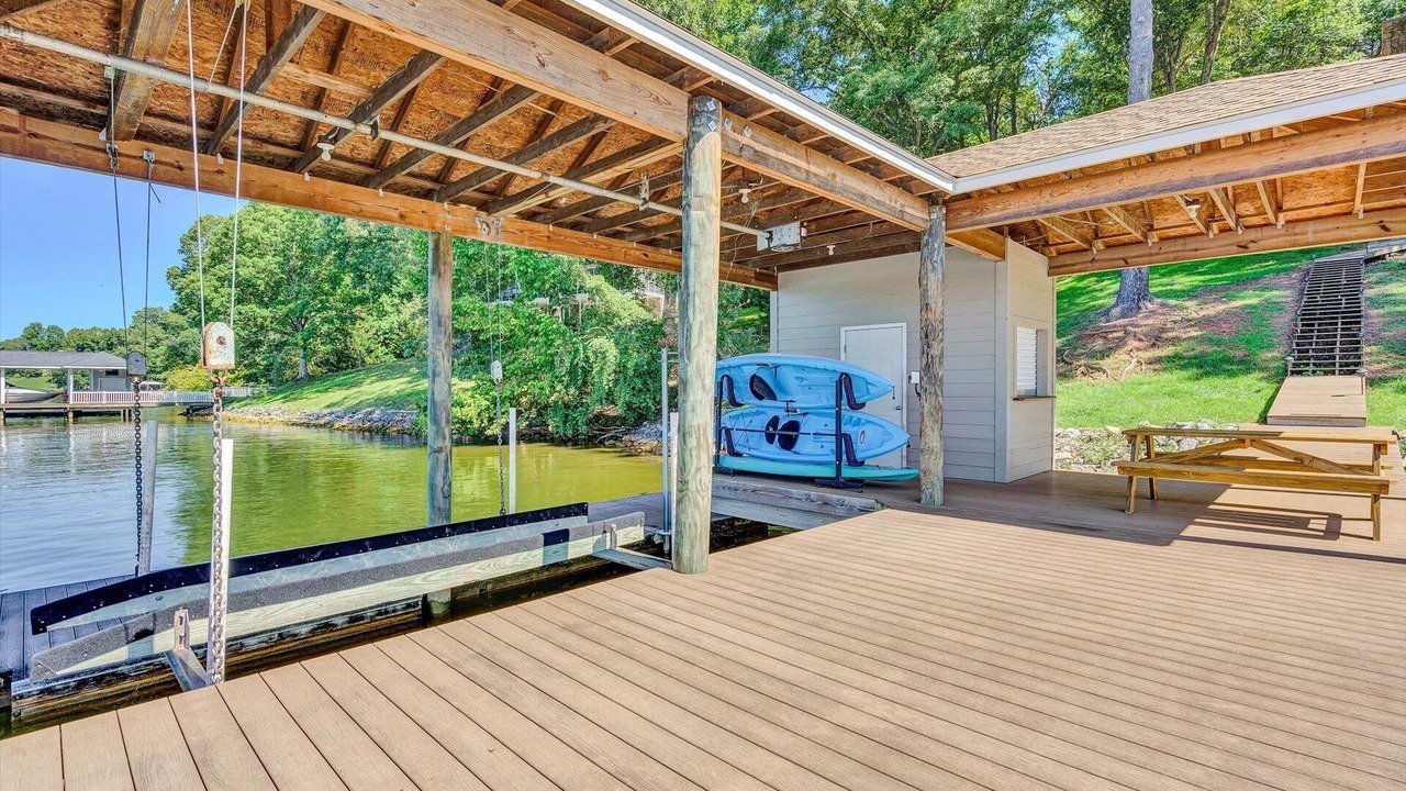 Photo of Patio Balcony in Goodview