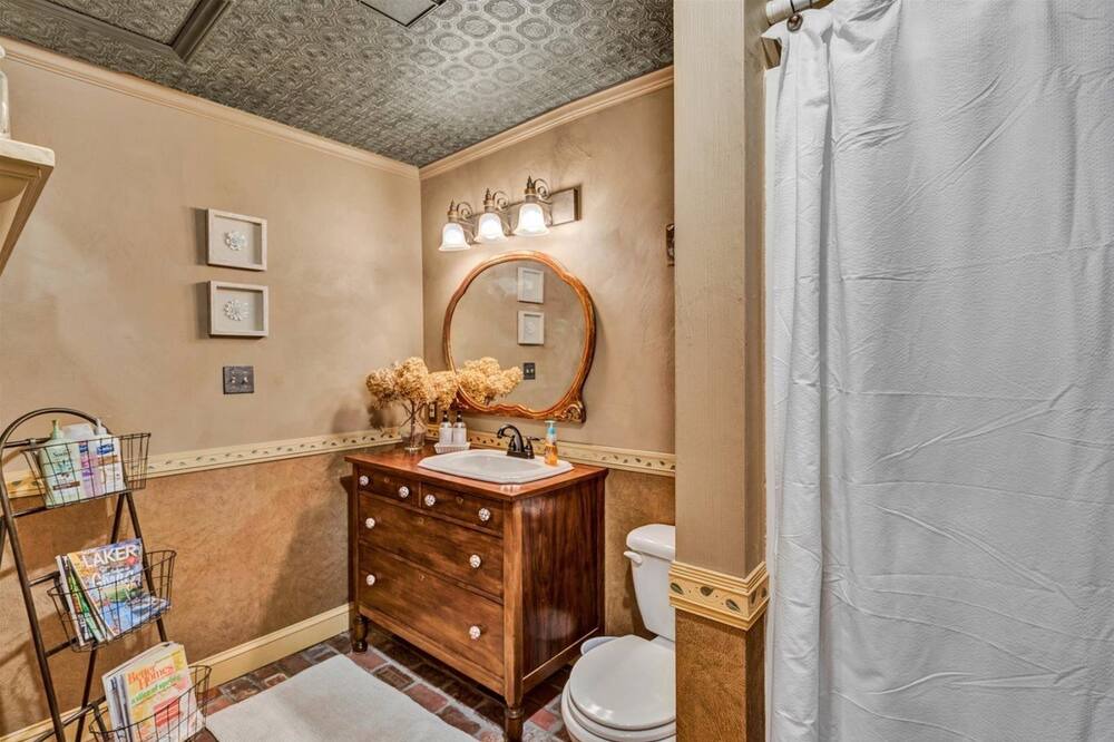 Photo of Bathroom in Goodview