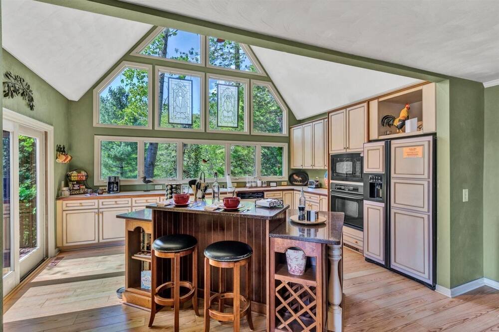 Photo of Kitchen in Goodview