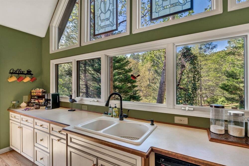 Photo of Kitchen in Goodview