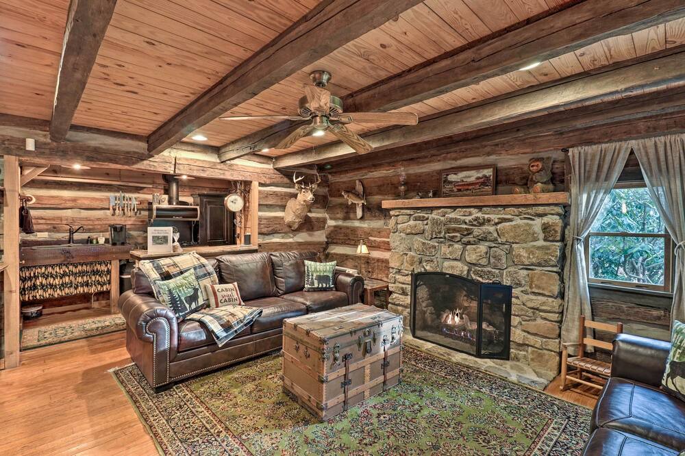 Photo of Bedroom in Balsam
