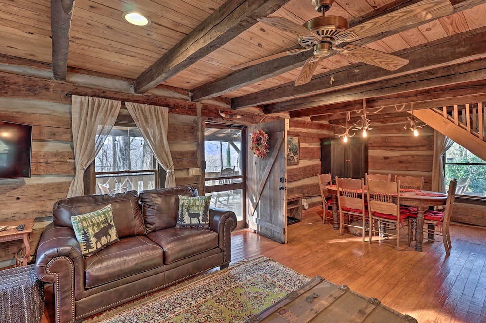 Photo of Livingroom in Balsam