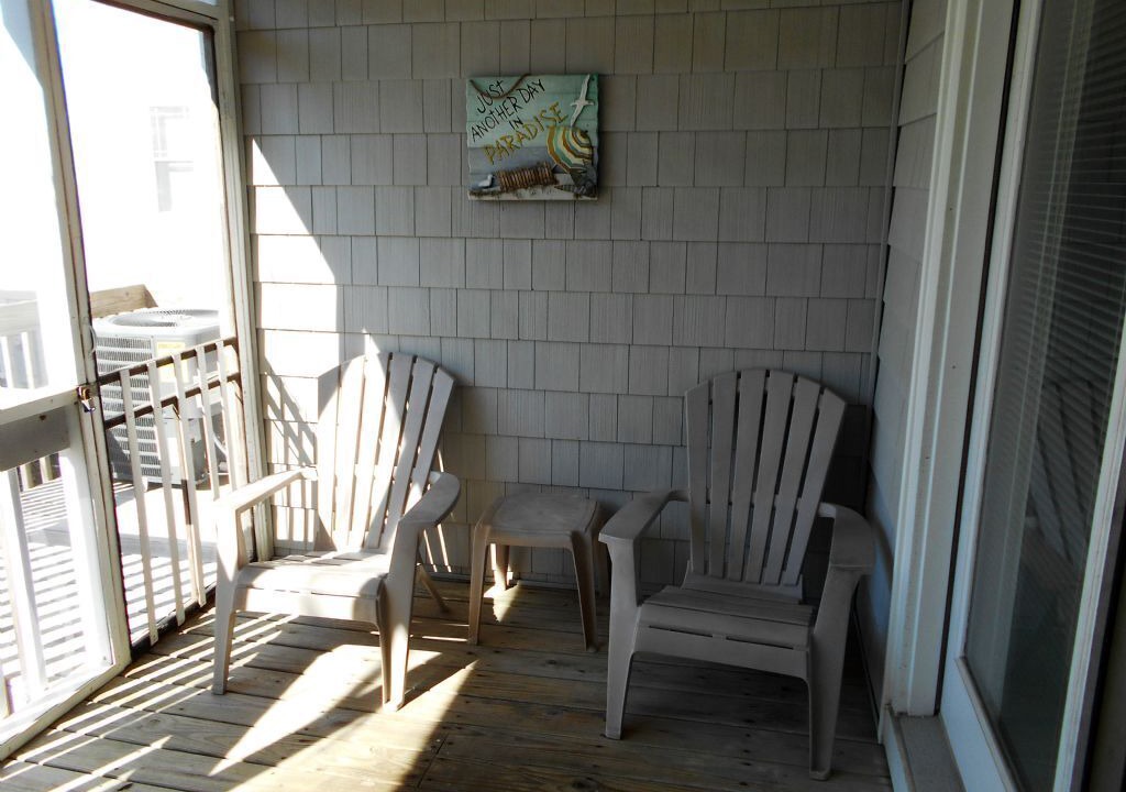 Photo of Patio Balcony in Sunset Beach