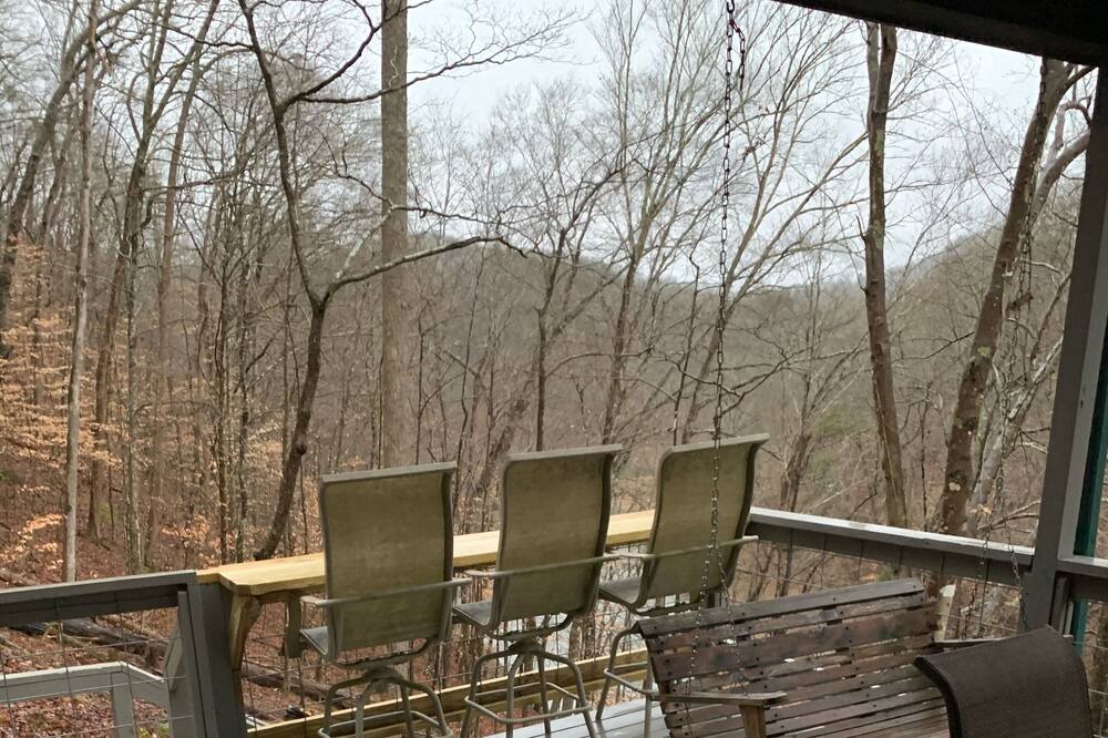 Photo of Patio Balcony in Sharps Chapel