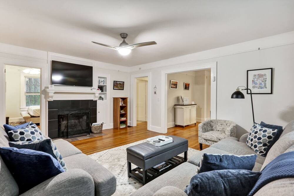 Photo of Bedroom in Travelers Rest