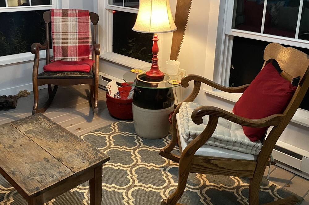 Photo of Livingroom in Talcott