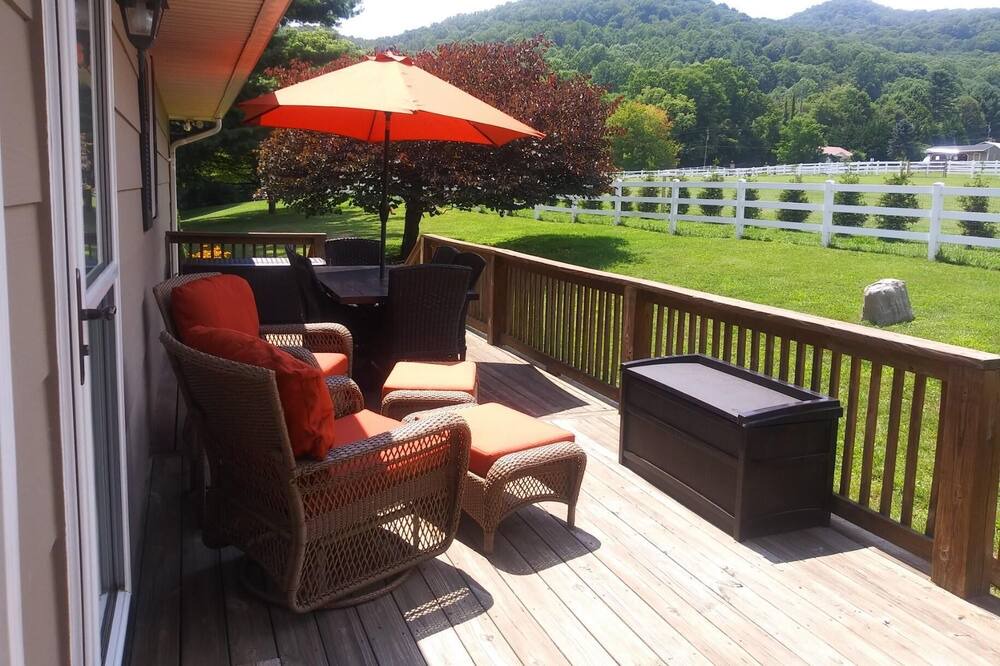 Photo of Patio Balcony in Waynesville